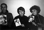 (l.-r.) Inna Begun, Faina Berenshtein, Tanya Edelshtein hold pictures of their husbands, Yossi Begun, Yosef Berenshtein and Yuli Edelshtein, who were imprisoned as part of a mid-1980s Soviet crackdown on Jewish cultural activists.